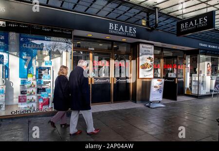 Vue générale de Beale magasins à Southport, Liverpool. Le grand magasin a été mis en vente que la chaîne décide de faire appel à des administrateurs. Banque D'Images