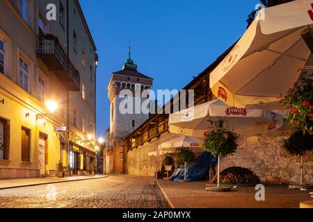 À l'aube dans la vieille ville de Cracovie. Banque D'Images