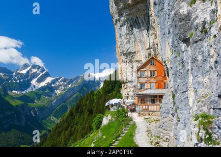 Guesthouse Aescher Wildkirchli, Appenzell Innerhoden, Suisse Banque D'Images