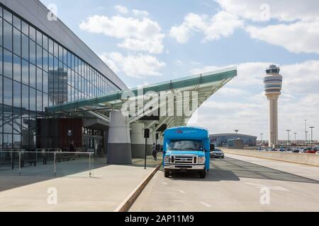 Atlanta, Géorgie - 2 Avril, 2019 : International Terminal de l'aéroport d'Atlanta (ATL) en Géorgie. Dans le monde d'utilisation | Banque D'Images