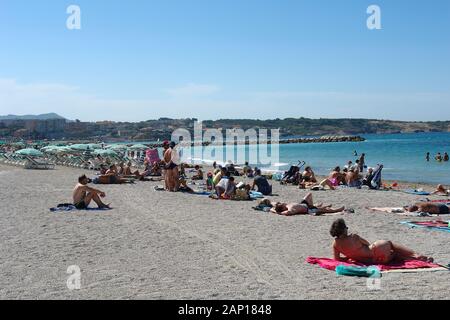 En été, la plage de Bonnegrace Six-Fours les plages Var Provence Banque D'Images