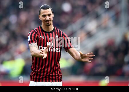 Milan, Italie - 19 janvier, 2020 : Zlatan Ibrahimovic de l'AC Milan réagit au cours de la serie d'un match de football entre l'AC Milan et l'Udinese Calcio. L'AC Milan a gagné 3-2 à l'Udinese Calcio. Credit : Nicolò Campo/Alamy Live News Banque D'Images