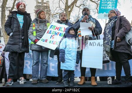 Westminster, Londres, 20e Jan 2020. Des représentants de la réunion de famille et des groupes de réfugiés de l'enfant sur la scène. Alfred Dubs, Baron Dubs, par les pairs du travail britannique et homme politique, a déposé un nouvel amendement à la Loi sur l'Immigration pour assurer la protection des enfants réfugiés restent dans le projet de loi sur l'accord de retrait (WAB). L'amendement doit être discuté à la Chambre des Lords avec une chance que le gouvernement pourrait faire face à la défaite sur la question. Credit : Imageplotter/Alamy Live News Banque D'Images