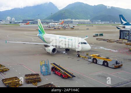 HONG KONG - 30 JUN 2019- Vue d'un avion Airbus A319 de la compagnie aérienne cambodgienne Lanmei Airlines (LQ) à l'animation de l'Aéroport International de Hong Kong (HKG), Banque D'Images