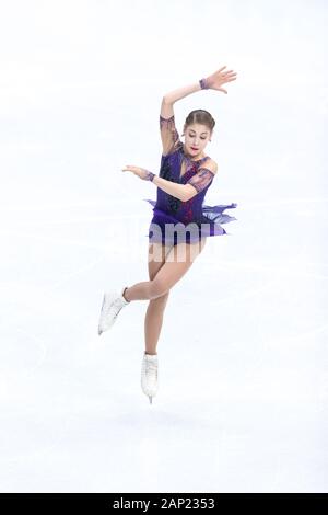 Alena Kostornaia de Russie fait concurrence au cours seniors femmes patinage libre à la patinoire Palavela de Turin (Italie) le 7 décembre 2019 Banque D'Images