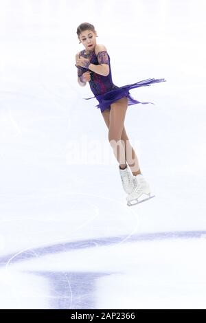 Alena Kostornaia de Russie fait concurrence au cours seniors femmes patinage libre à la patinoire Palavela de Turin (Italie) le 7 décembre 2019 Banque D'Images