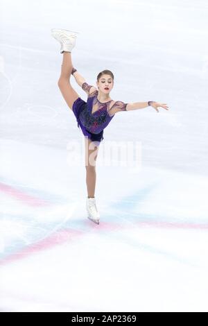 Alena Kostornaia de Russie fait concurrence au cours seniors femmes patinage libre à la patinoire Palavela de Turin (Italie) le 7 décembre 2019 Banque D'Images