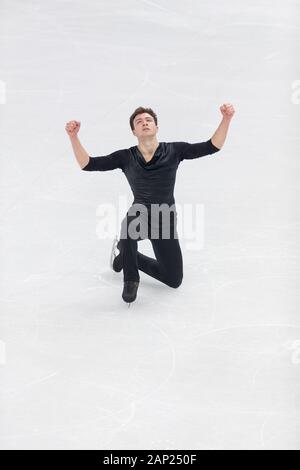 Dmitri Aliev de Russie fait concurrence au cours senior masculin de patinage libre à la patinoire Palavela de Turin (Italie) le 7 décembre 2019 Banque D'Images