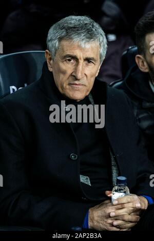 Camp Nou, Barcelona, Catalonia, Espagne. 19 Jan, 2020. La Liga Football, Barcelone et Grenade, Quique Setien entraîneur du FC Barcelone au cours de la Liga Santander match - usage éditorial : Action Crédit Plus Sport/Alamy Live News Banque D'Images