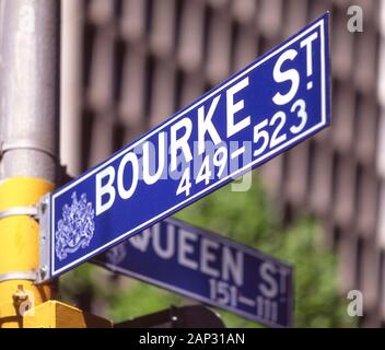 Bourke Street sign dans le centre-ville de Melbourne, Victoria, Australie Banque D'Images