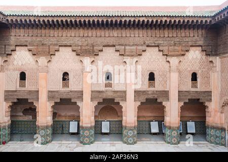 Ben Youssef Madrasa école religieuse islamique historique à Medina Banque D'Images