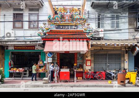 Bangkok, Thaïlande - 25 septembre 2012 : culte Chinois Tai Sia Huk Chou. Il existe de nombreux sanctuaires dans Chinatown. Banque D'Images