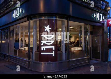 Pret a manger sur St Martins Lane à Londres UK Banque D'Images