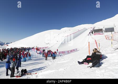Leysin, Suisse. 20 Jan, 2020. Vue générale au cours de la 3e Jeux Olympiques de la jeunesse d'hiver Lausanne 2020 Ski acrobatique Halfpipe femmes à Leysin Park & Pipe à Leysin, Suisse, le 20 janvier 2020. Credit : AFLO SPORT/Alamy Live News Banque D'Images