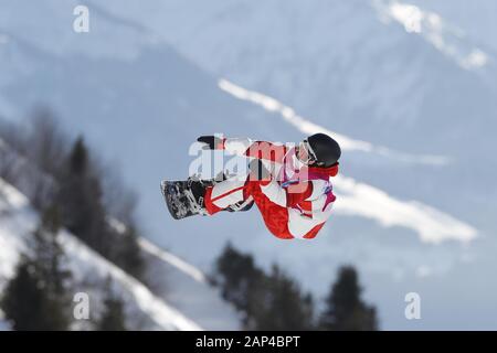 Leysin, Suisse. 20 Jan, 2020. Le Japon Aoto Kawakami fait concurrence au cours de la 3e Jeux Olympiques de la jeunesse d'hiver Lausanne 2020 snowboard slopestyle hommes finale à Leysin Park & Pipe à Leysin, Suisse, le 20 janvier 2020. Credit : AFLO SPORT/Alamy Live News Banque D'Images