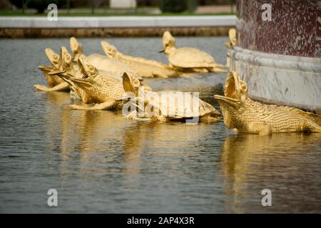 Château de Versailles. Château De Versailles France. Château et jardins français de Versailles. Fontaine De Latona Banque D'Images