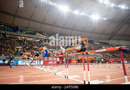 Doha, Katar. Sep 30, 2019. Wilhem Belocian (FRA), action, 110m haies préliminaire pour les hommes, le 30.09.2019 Championnats du monde d'athlétisme 2019 à Doha/Qatar, à partir de la 27.09. - 10.10.2019. Â | Conditions de crédit dans le monde entier : dpa/Alamy Live News Banque D'Images