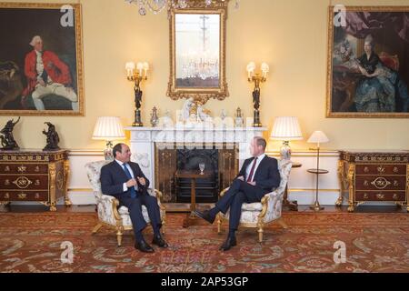 Le duc de Cambridge reçoit le président de l'Egypte Abdel Fattah al-Sisi lors d'une audience au Palais de Buckingham, à Londres. PA Photo. Photo date : mardi 21 janvier, 2020. Voir PA story Audience royale. Crédit photo doit se lire : Victoria Jones/PA Wire Banque D'Images