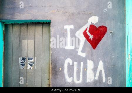 Un 'I love Cuba' fresque peintes sur le côté d'un mur , La Havane, Cuba Banque D'Images