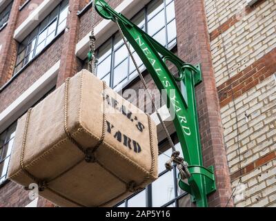 Neal's Yard, Seven Dials, Covent Garden, Londres, Angleterre, Royaume-Uni, GB. Banque D'Images