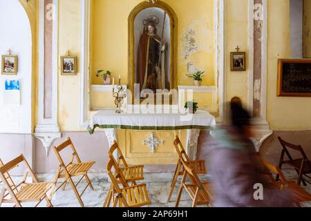 Procida, ITALIE - 4 JANVIER 2020 - l'Église de San Rocco est située dans la via San Rocco, près des marches du Pennino Banque D'Images