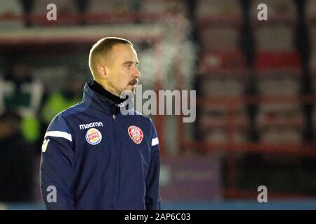 Exeter, Royaume-Uni. 21 Jan, 2020. Mark Sampson coach de Stevenage au cours de l'EFL Football League Trophy match entre la Ville d'Exeter et Stevenage à St James' Park, Exeter, Angleterre le 21 janvier 2020. Photo par Dave Peters. Usage éditorial uniquement, licence requise pour un usage commercial. Aucune utilisation de pari, de jeux ou d'un seul club/ligue/dvd publications. Credit : UK Sports Photos Ltd/Alamy Live News Banque D'Images