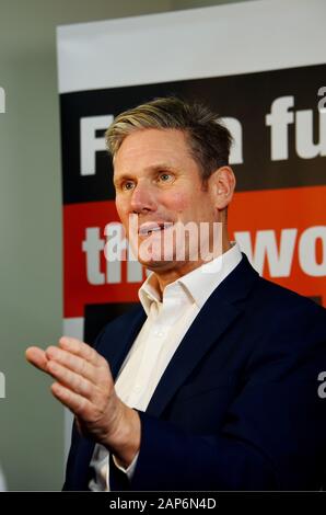 Manchester, UK. 21 Jan 2020. Lillis Paddy Secrétaire général de l'USDAW (Union 0f boutique, Disdtributuion and Allied Workers)(pas sur la photo} ont annoncé qu'elles sont mises en candidature Keir Starmer, photographié, pour la tête du parti travailliste au siège de syndicats inManchester. Lillis Paddy dit "USDAW croit que Keir Starmer et Angela Raynor (pas sur la photo) sont la bonne équipe de direction pour s'unir et reconstruire le Parti du travail après la perte des élections aussi dévastateurs. Credit : Della Batchelor/Alamy Live News Banque D'Images