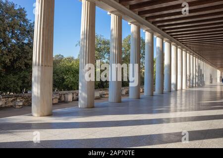 Grèce, Athènes - 30 NOVEMBRE 2019 : Stoa d'Attalos à Athènes, Grèce Banque D'Images