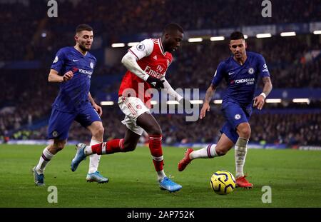 Nicolas d'Arsenal Pepe en action pendant la Premier League match à Stamford Bridge, Londres. Banque D'Images