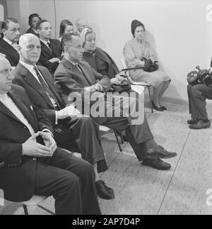 La maison d'Anne Frank a ouvert. Au cours discours Date : Mai 1, 1961 Mots-clés : discours Renseignements personnels Nom : Anne Frank House Banque D'Images