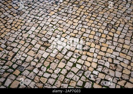 Pavé de rue portugais traditionnel à Lisbonne Banque D'Images