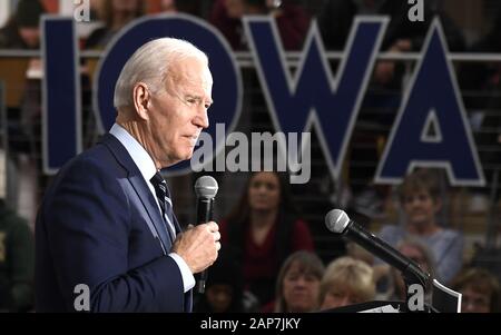 Fort Dodge, United States. 21 Jan, 2020. Le candidat démocrate pour 2020 l'ancien Vice-président américain Joe Biden fait remarques pendant un événement communautaire à Iowa Central Community College, à Fort Dodge, Iowa, le mardi, Janvier 21, 2020. Les candidats continuent d'avant la campagne de l'Iowa's premier-dans-le-caucus de la nation le 3 février. Photo de Mike Theiler/UPI. Credit : UPI/Alamy Live News Banque D'Images