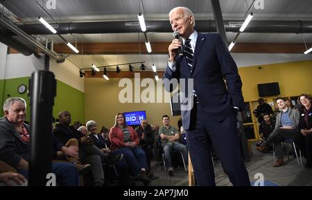 Fort Dodge, United States. 21 Jan, 2020. Le candidat démocrate pour 2020 l'ancien Vice-président américain Joe Biden fait remarques pendant un événement communautaire à Iowa Central Community College, à Fort Dodge, Iowa, le mardi, Janvier 21, 2020. Les candidats continuent d'avant la campagne de l'Iowa's premier-dans-le-caucus de la nation le 3 février. Photo de Mike Theiler/UPI. Credit : UPI/Alamy Live News Banque D'Images