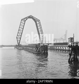 Le Port De Rotterdam Date : 22 Avril 1964 Lieu : Rotterdam, Zuid-Holland Mots Clés : Ports Banque D'Images