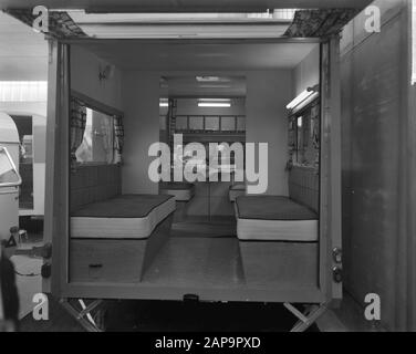 46ème exposition RAI car and Caravan, intérieur de la caravane, joie de vivre Date: 5 février 1963 lieu: Amsterdam, Noord-Holland mots clés: Intérieur, caravanes Banque D'Images