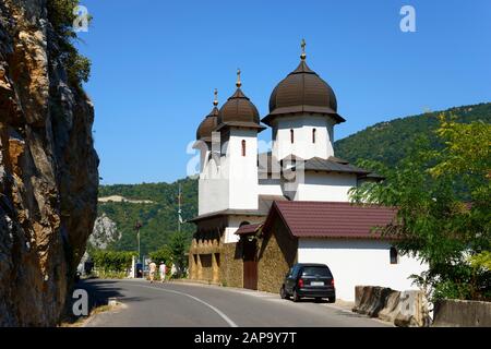 Monastère De Mraconia, Dubova, Parc Naturel De Iron Gate, Banat, Roumanie Banque D'Images