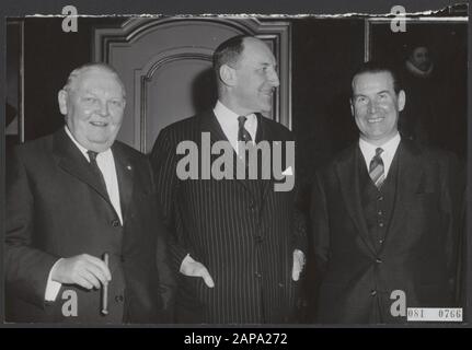 Visite de la chancelière allemande aux Pays-Bas Date: 2 mars 1964 lieu: La Haye, Allemagne de l'Ouest mots clés: Visites, conversations, Premier ministre Nom du personnage: Erhard L.. Schroder G., Lun, J.A.M.H., Lun, Joseph, Marijnen, Victor Banque D'Images