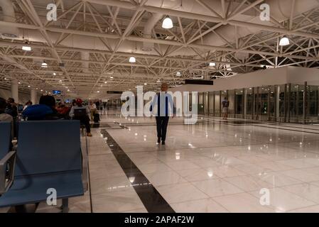 Addis-Abeba, Ethiopie. Décembre 2019. Intérieur du terminal du département à l'aéroport international de Bole, Addis-Abeba, Ethiopie. Banque D'Images