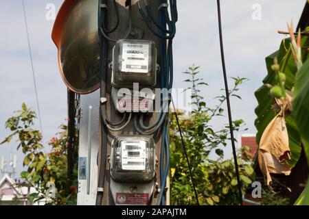 Compteurs électriques vieux Chiang Mai Thaïlande Thai Asie asie Banque D'Images