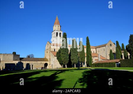 Historische Stadt Aquileia En Italie : Die Basilika Santa Maria Assunta Banque D'Images