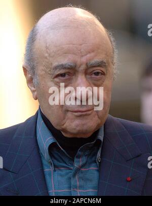 Mohamed Al-Fayed en 2008 comparait à la Haute Cour de Londres pour l'enquête sur la mort de son fils Dodi Fayed et de sa princesse Diana. Banque D'Images