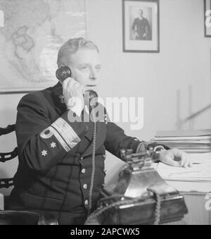 P [Portraits/Persons]/Anefo London series Description: Admiral J. Th. Furstner, Ministre de la Marine Annotation: Ministre du 27 juillet 1941 au 23 février 1945 Date: {1941-1945} lieu: Grande-Bretagne, Londres mots clés: Ministres, officiers, portraits, portraits, gouvernements, seconde Guerre mondiale Nom personnel: Furstner, J.Th. Banque D'Images