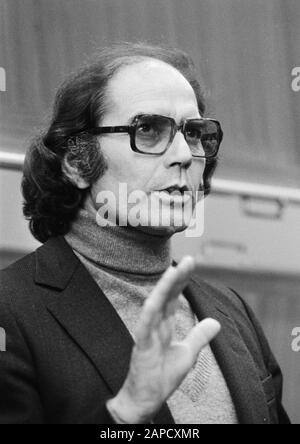 Adolfo Pérez Esquivel, lauréat du prix Nobel de la paix en 1980, donne une conférence au vu d'Amsterdam; Banque D'Images