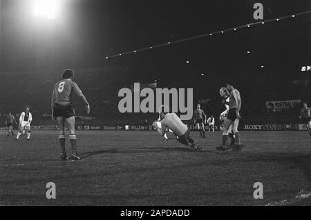 AJAX contre PSV 1-3; moments de jeu Date: 27 mars 1976 mots clés: Sport, football Nom de l'institution: AJAX, PSV Banque D'Images
