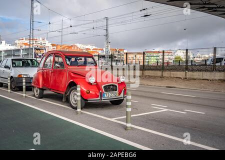 Ancien modèle Citroën 2 CV produit entre 1948 et 1990 Banque D'Images