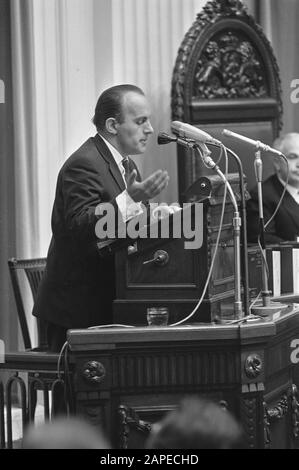 Renvoi au traitement Van der Molen au Parlement, député Bruggeman (PSP) au mot Date : le 30 juin 1966 mots clés : ministre Nom de l'institution : PSP Banque D'Images