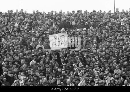 Belgique / Pays-Bas Date: 1 avril 1962 mots clés: Tribunes, sport, football Banque D'Images