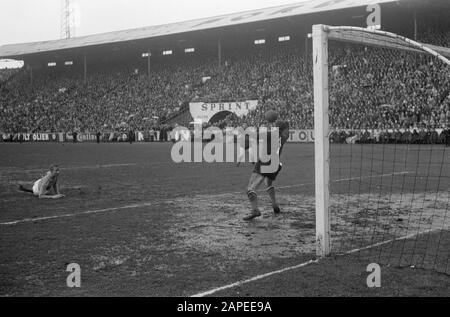 Belgique / Pays-Bas Date : 1 avril 1962 mots clés : sport, football Banque D'Images