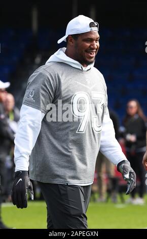 Kississimee, Floride, États-Unis. 22 janvier 2020. Jacksonville Jaguars sur la défensive fin Calais Campbell sourit pendant la pratique de l'AFC, mercredi 22 janvier 2020, à Kississimee, FLA (photo de IOS/ESPA-Images) crédit: Agence européenne de photographie sportive/Alay Live News Banque D'Images