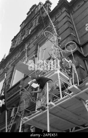 Déménagement au Musée Stedelijk Date: 9 mars 1961 mots clés: Musées Banque D'Images